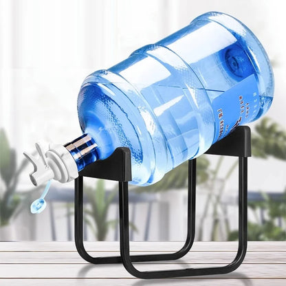 Suporte para Galão com Bico – Conforto, Durabilidade e Sem Vazamentos!💦